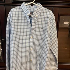 Vineyard Vines boys button down size small.